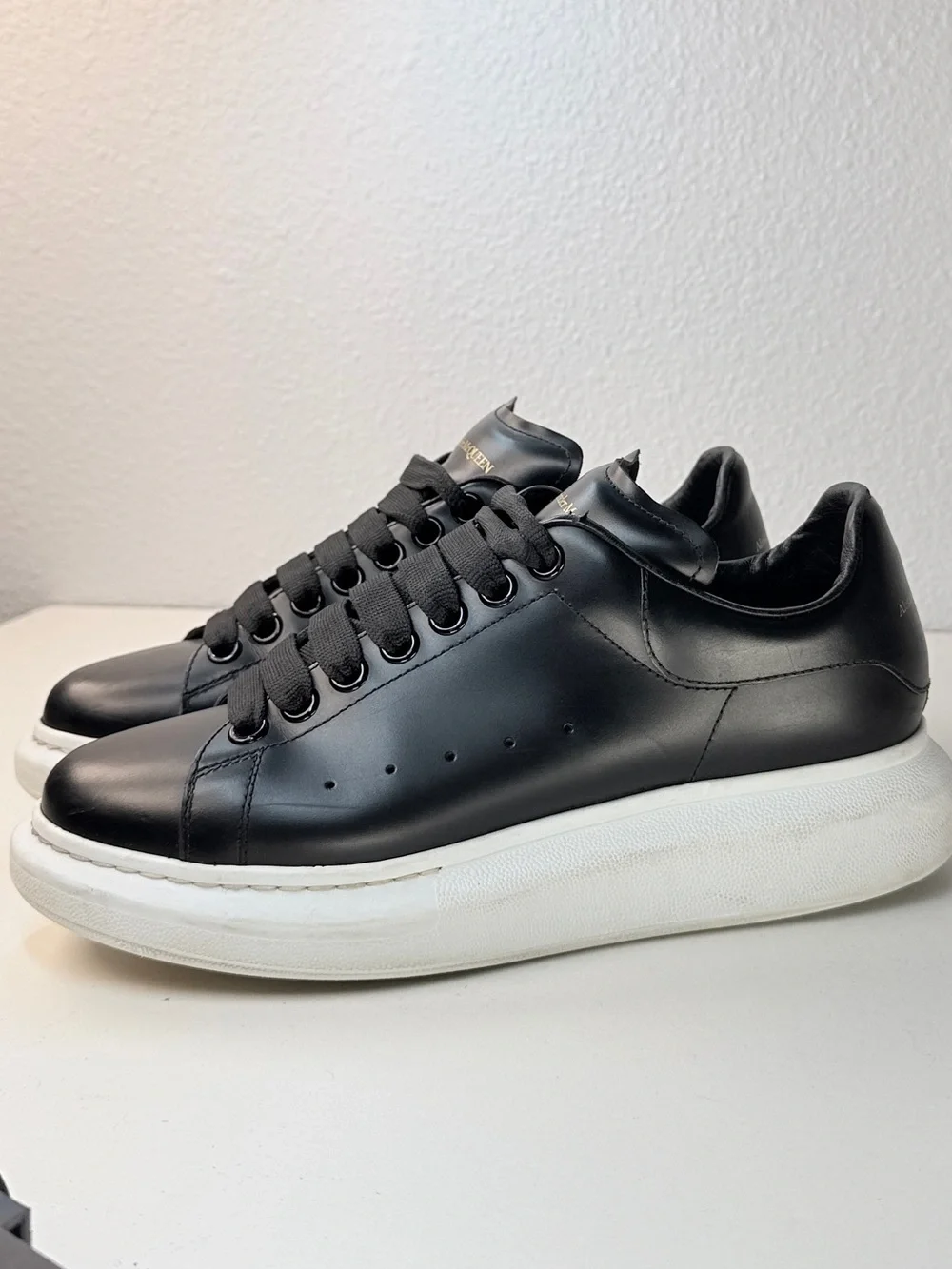 Alexander McQueen Oversized Sneakers Black Leather Mens 6.5 Womens 9
